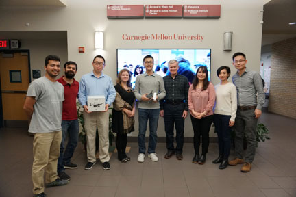 Mr. Shuo Yang of DJI visited with colleagues and students at Carnegie Mellon’s Robotics Institute. (November 2017) 